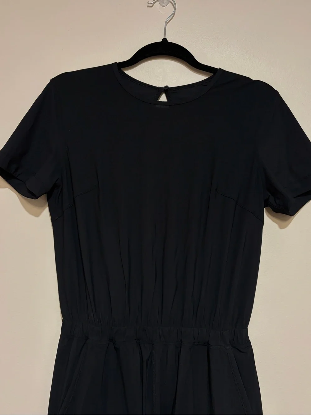 Lululemon | High Neck lightweight short romper Women’s size 6 stretch breathable